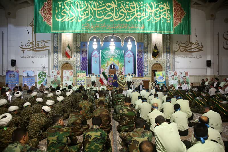 تجدید عهد سربازی نیروهای مسلح قم با امام زمان(عج) تجدید عهد سربازی نیروهای مسلح قم با امام زمان(عج)